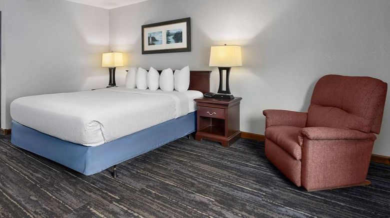<b>Days Inn Iron Mountain Room</b>. Images powered by <a href="https://iceportal.shijigroup.com/" title="IcePortal" target="_blank">IcePortal</a>.