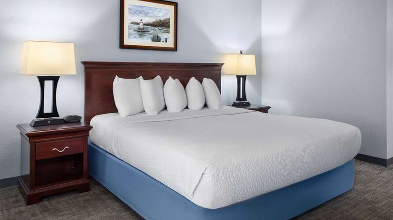 <b>Days Inn Iron Mountain Room</b>. Images powered by <a href="https://iceportal.shijigroup.com/" title="IcePortal" target="_blank">IcePortal</a>.