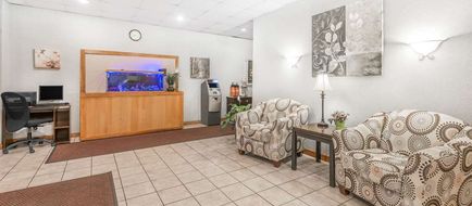 Days Inn by Wyndham St Clairsville Lobby
