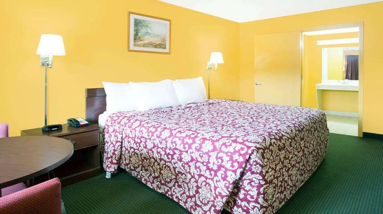 Days Inn Camilla Room