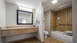 <b>Days Inn Canton Room</b>. Images powered by <a href="https://iceportal.shijigroup.com/" title="IcePortal" target="_blank">IcePortal</a>.