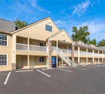 Days Inn Canton Exterior