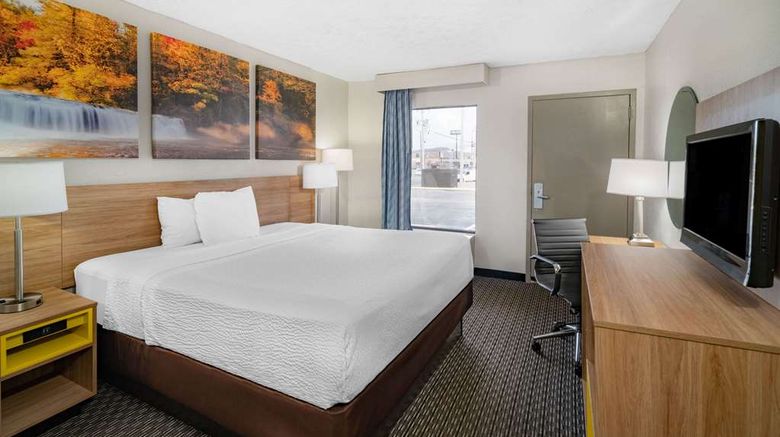 <b>Days Inn Cookeville Room</b>. Images powered by <a href="https://iceportal.shijigroup.com/" title="IcePortal" target="_blank">IcePortal</a>.