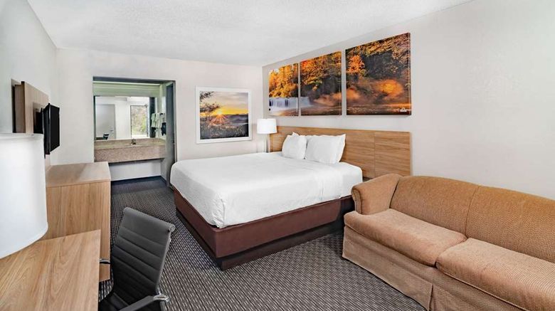 <b>Days Inn Cookeville Room</b>. Images powered by <a href="https://iceportal.shijigroup.com/" title="IcePortal" target="_blank">IcePortal</a>.