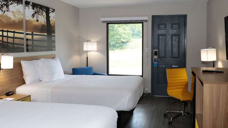 Days Inn Farmville Room