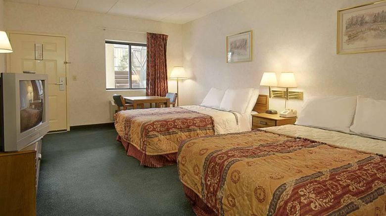 <b>Days Inn Morehead Room</b>. Images powered by <a href="https://iceportal.shijigroup.com/" title="IcePortal" target="_blank">IcePortal</a>.