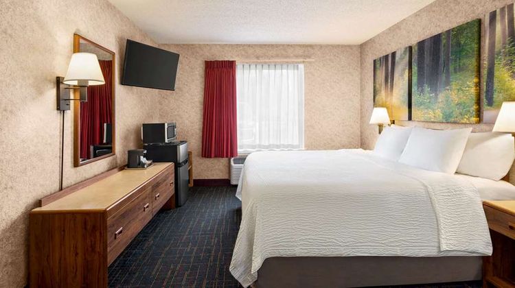 Days Inn Hurley Suite
