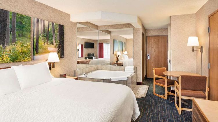 Days Inn Hurley Suite