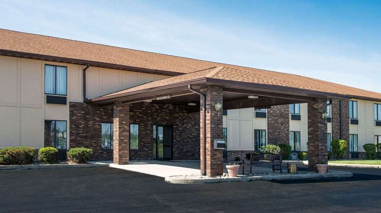 <b>Days Inn Pontoon Beach Exterior</b>. Images powered by <a href="https://iceportal.shijigroup.com/" title="IcePortal" target="_blank">IcePortal</a>.