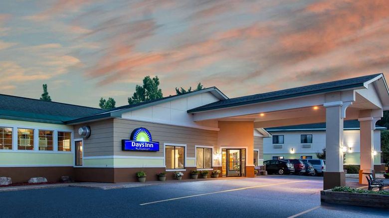 <b>Days Inn Marquette Exterior</b>. Images powered by <a href="https://iceportal.shijigroup.com/" title="IcePortal" target="_blank">IcePortal</a>.