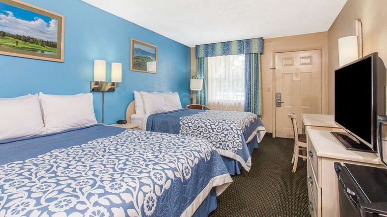 <b>Days Inn Bradenton I-75 Room</b>. Images powered by <a href="https://iceportal.shijigroup.com/" title="IcePortal" target="_blank">IcePortal</a>.