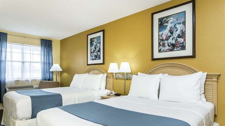 Days Inn Madison Room