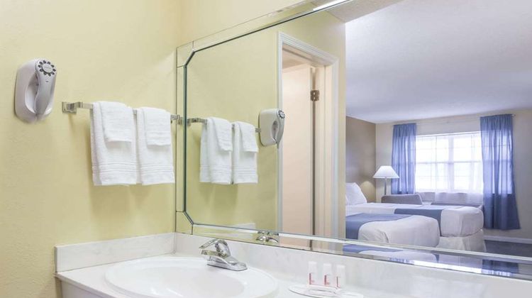 Days Inn Madison Room
