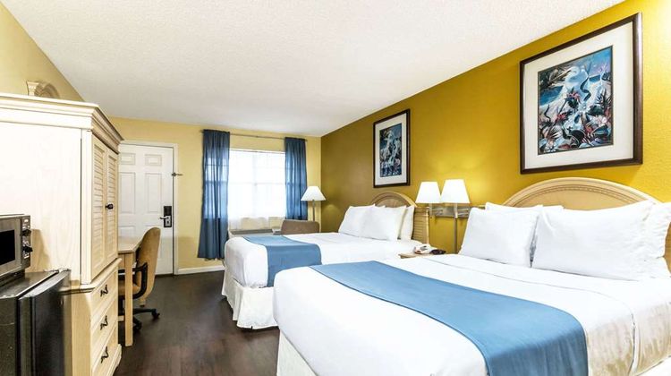 Days Inn Madison Room