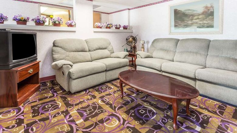 <b>Days Inn Sanford Lobby</b>. Images powered by <a href="https://iceportal.shijigroup.com/" title="IcePortal" target="_blank">IcePortal</a>.