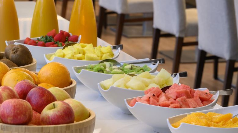 <b>Hotel Coimbra, Affiliated by Melia Restaurant</b>. Images powered by <a href="https://iceportal.shijigroup.com/" title="IcePortal" target="_blank">IcePortal</a>.