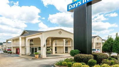 Days Inn Shorter