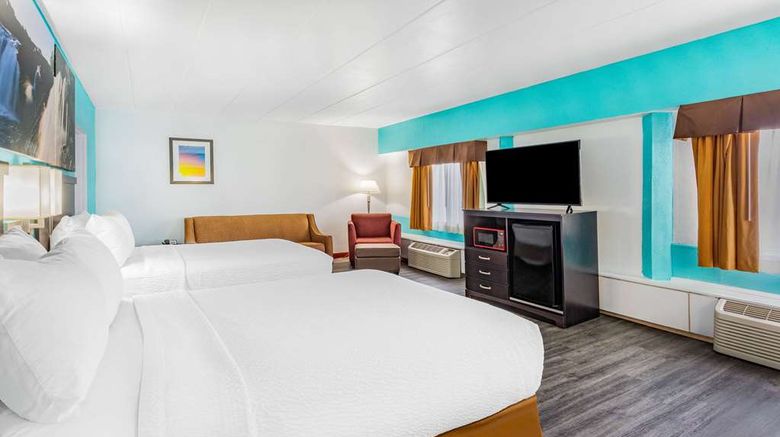 <b>Days Inn by Wyndham Livonia/Canton/Detro Suite</b>. Images powered by <a href="https://iceportal.shijigroup.com/" title="IcePortal" target="_blank">IcePortal</a>.