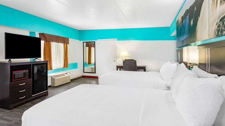 <b>Days Inn by Wyndham Livonia/Canton/Detro Suite</b>. Images powered by <a href="https://iceportal.shijigroup.com/" title="IcePortal" target="_blank">IcePortal</a>.