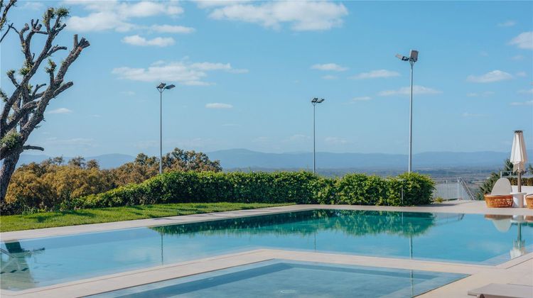 Melia Castelo Branco Pool