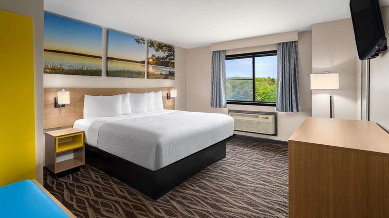 <b>Days Inn Wurtsboro Suite</b>. Images powered by <a href="https://iceportal.shijigroup.com/" title="IcePortal" target="_blank">IcePortal</a>.