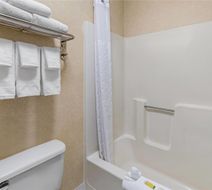 Days Inn Columbia Mall Room
