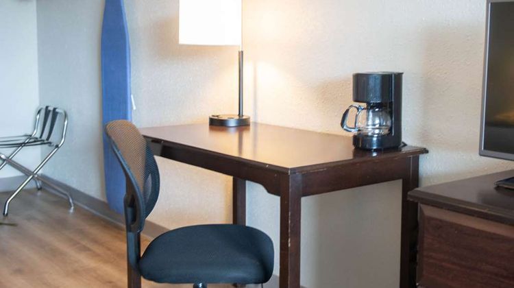 Days Inn Waynesboro Room