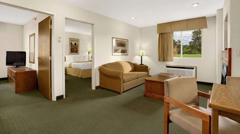 <b>Days Inn Rapid City Suite</b>. Images powered by <a href="https://iceportal.shijigroup.com/" title="IcePortal" target="_blank">IcePortal</a>.