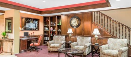 Ramada Vandalia Lobby