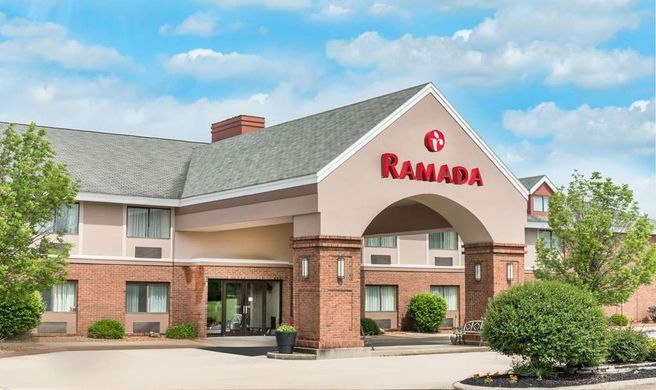 Ramada Vandalia Exterior