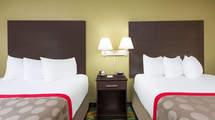 Ramada Vandalia Room