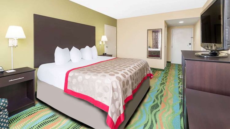 Ramada Vandalia Room