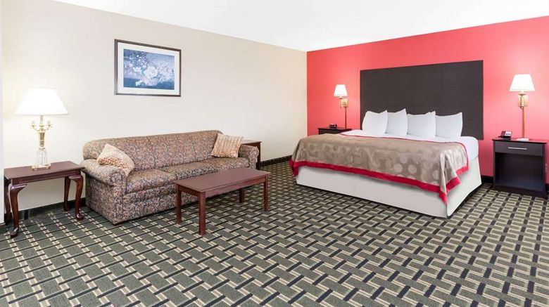 <b>Ramada Vandalia Room</b>. Images powered by <a href="https://iceportal.shijigroup.com/" title="IcePortal" target="_blank">IcePortal</a>.