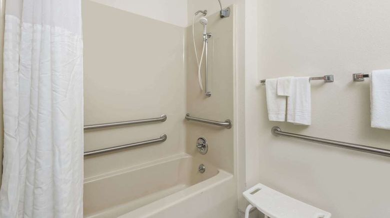<b>Days Inn Ashland Room</b>. Images powered by <a href="https://iceportal.shijigroup.com/" title="IcePortal" target="_blank">IcePortal</a>.