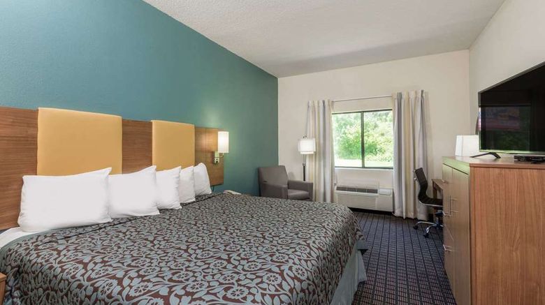 <b>Days Inn Ashland Room</b>. Images powered by <a href="https://iceportal.shijigroup.com/" title="IcePortal" target="_blank">IcePortal</a>.