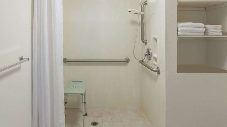 <b>Days Inn Camarillo Ventura Room</b>. Images powered by <a href="https://iceportal.shijigroup.com/" title="IcePortal" target="_blank">IcePortal</a>.