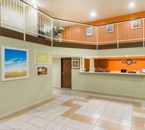 Days Inn Holbrook Lobby