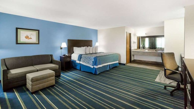 <b>Days Inn Holbrook Suite</b>. Images powered by <a href="https://iceportal.shijigroup.com/" title="IcePortal" target="_blank">IcePortal</a>.