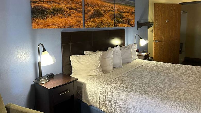 <b>Days Inn Holbrook Room</b>. Images powered by <a href="https://iceportal.shijigroup.com/" title="IcePortal" target="_blank">IcePortal</a>.