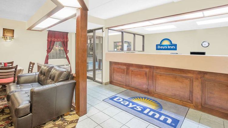 Days Inn Eufaula Lobby