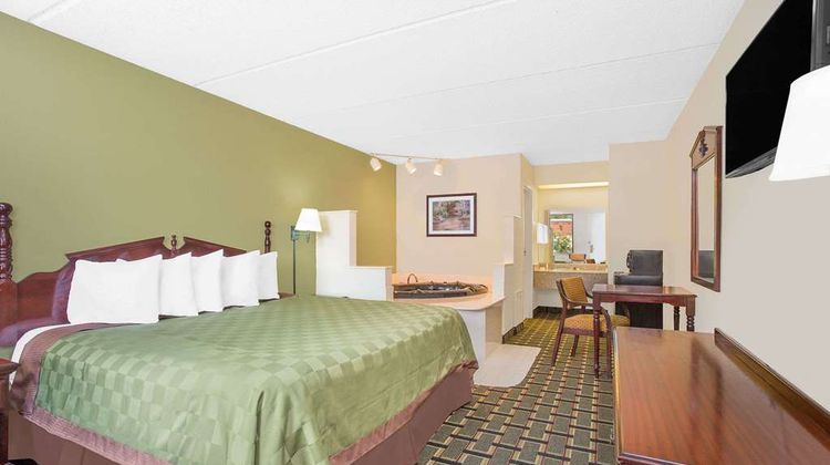 Days Inn Eufaula Room