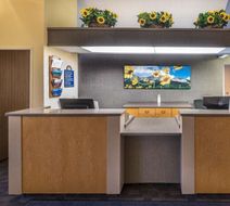 Days Inn Great Falls Lobby