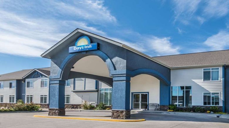 <b>Days Inn Great Falls Exterior</b>. Images powered by <a href="https://iceportal.shijigroup.com/" title="IcePortal" target="_blank">IcePortal</a>.