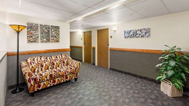 Days Inn Great Falls Lobby