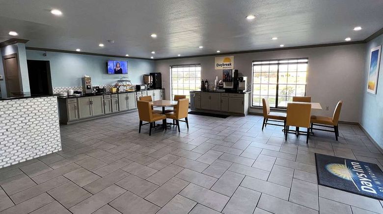 <b>Days Inn Canton Restaurant</b>. Images powered by <a href="https://iceportal.shijigroup.com/" title="IcePortal" target="_blank">IcePortal</a>.
