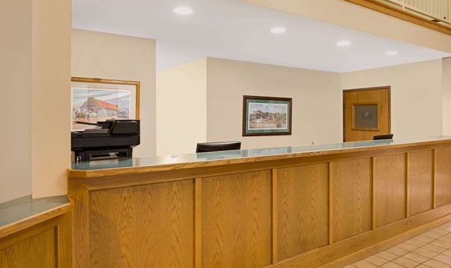 Days Inn Boonville Lobby