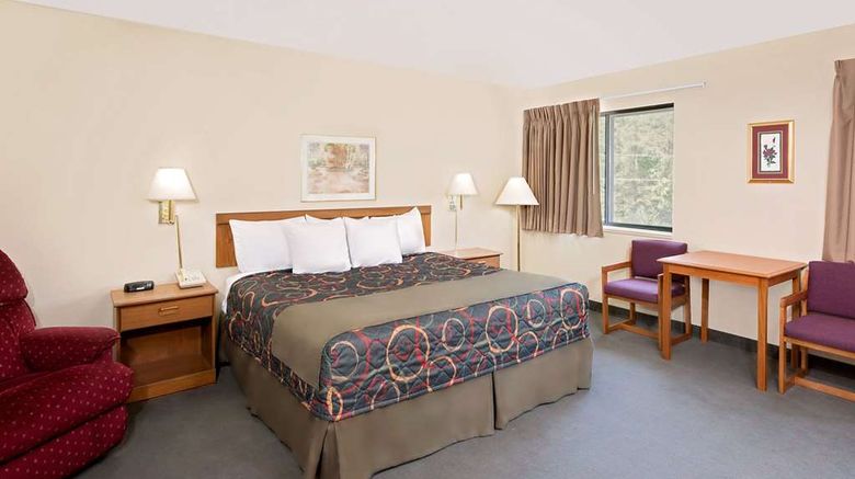 <b>Days Inn Boonville Room</b>. Images powered by <a href="https://iceportal.shijigroup.com/" title="IcePortal" target="_blank">IcePortal</a>.
