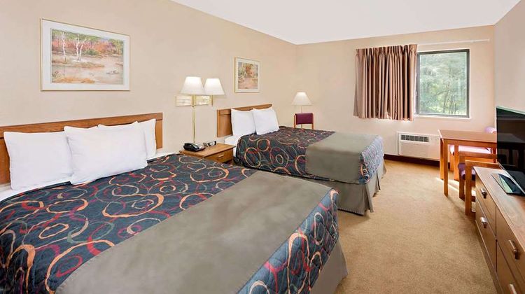 Days Inn Boonville Room