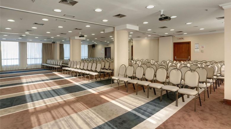 <b>INNSiDE Sao Paulo Iguatemi Meeting</b>. Images powered by <a href="https://iceportal.shijigroup.com/" title="IcePortal" target="_blank">IcePortal</a>.