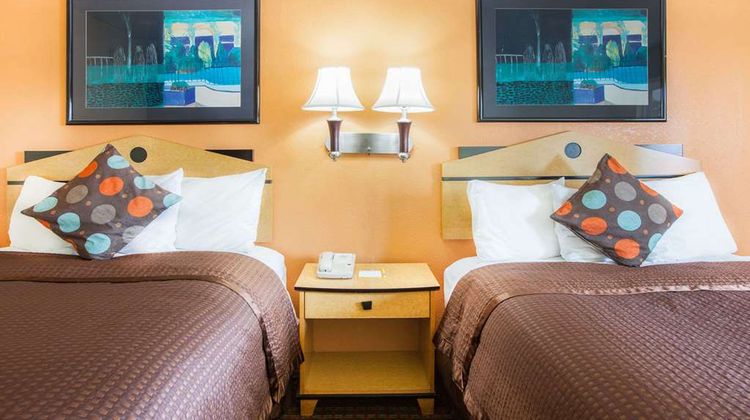 Days Inn Alma Room